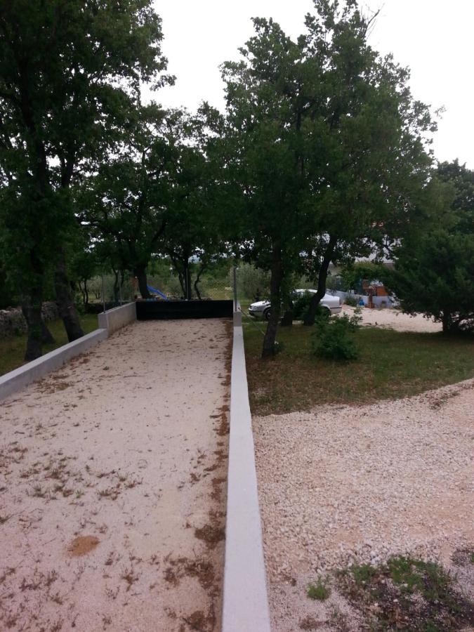 Holiday Home Hrast Debeljak Exterior photo